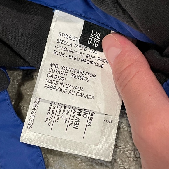 NWOT Canada Goose Toddler Kids Co-Pilot Shearling Hat Blue L/XL - Picture 2 of 5